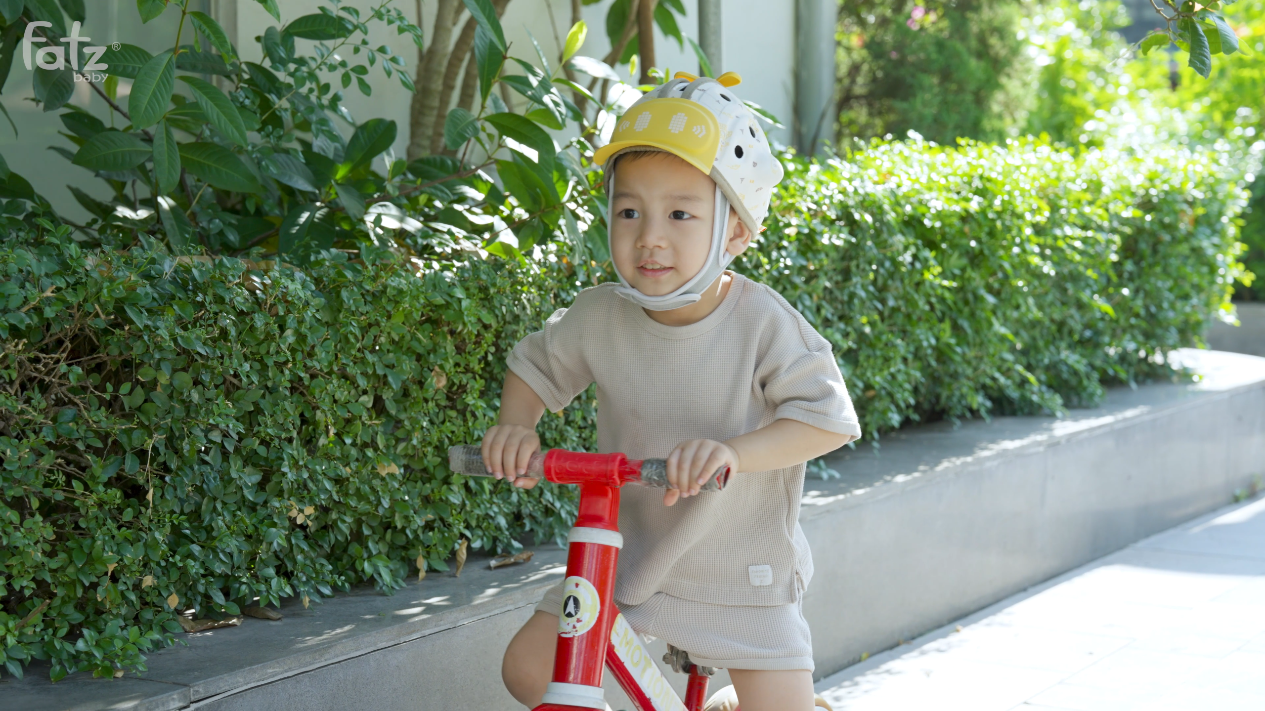 máy tiệt trùng sấy khô uvc led di động mini king 1